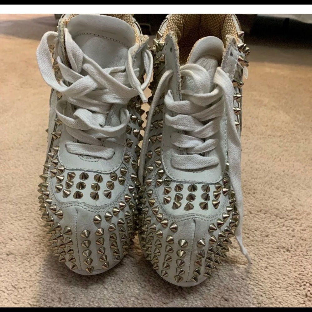 ZiGiThe Summit Studded  Leather Platform Booties - Picture 5 of 5